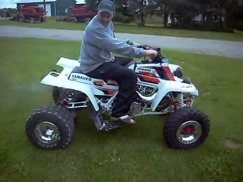 yamaha banshee 350...