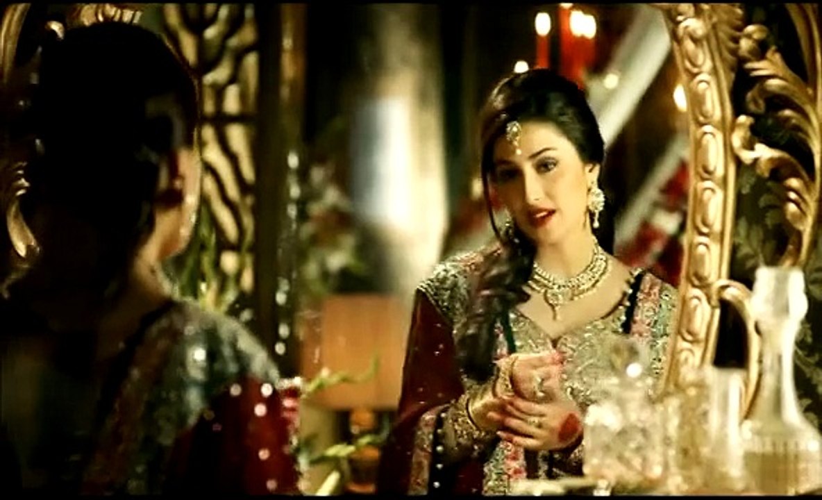 Ayeza khan & Hamza Ali abbasi in Mcdonald's First Love Ad ( Full Commercial )