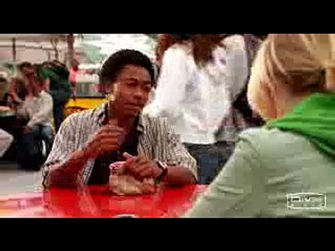 Veronica Mars - Clip - Veronica, Wallace, Weevil (Pilot)