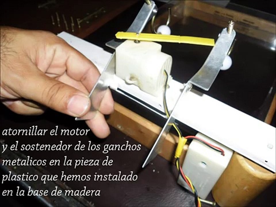 GENERADOR DE INTERFERENCIA DE ONDAS