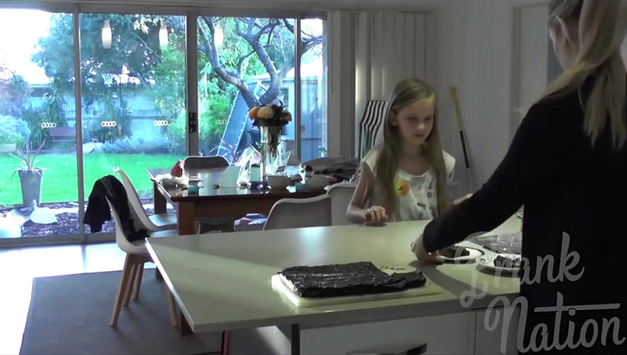 Girlfriend Pranks Boyfriend Into Eating Wasabi (Revenge Prank) Hot Sauce Prank! BFvsGF Prank