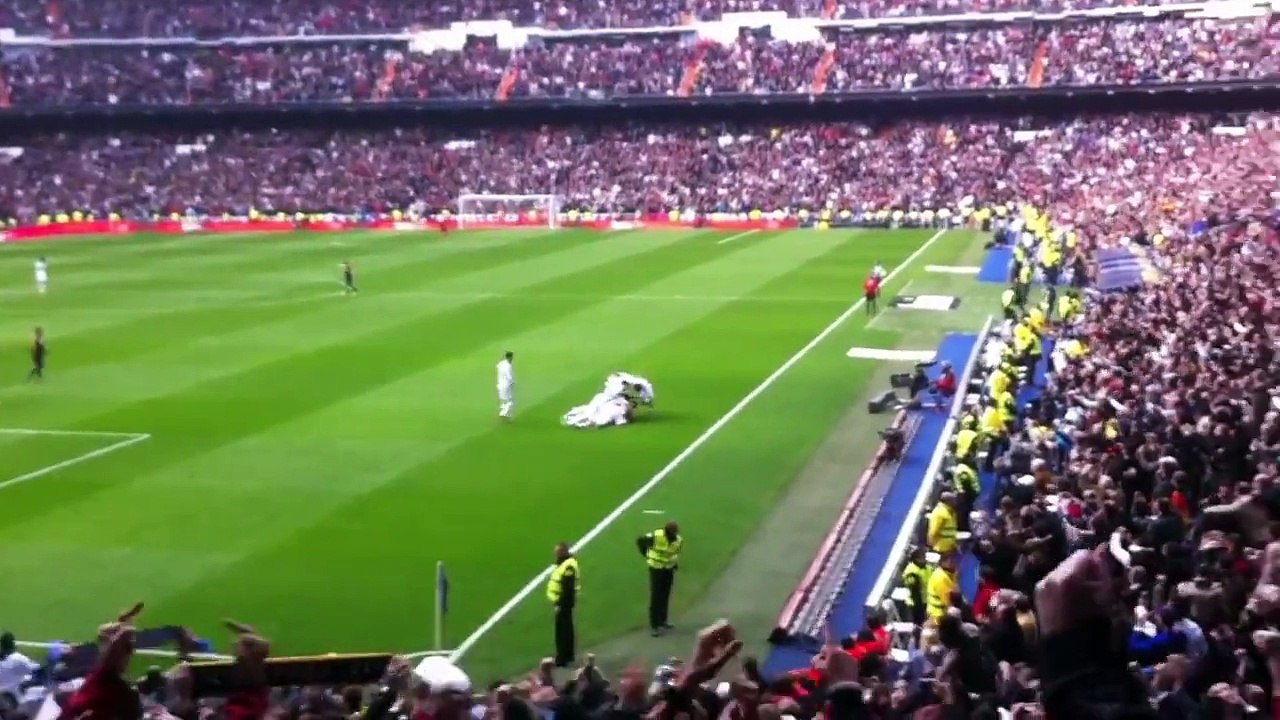 Real Madrid 2-1 Barcelona Gol de Sergio Ramos 2013