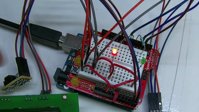 [Arduino] Serrure électronique à tag RFID avec écran LCD et mémoire EEPROM