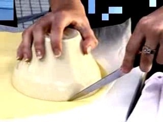 Cyril Lignac - Préparer les tartelettes