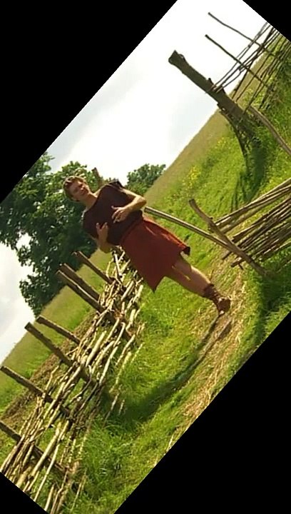 Horrible Histories : Britain's cuisine on Roman Kitchen Nightmares (Gordon Ramsay parody).