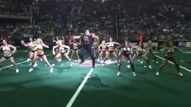 Football player joins dance choregraphy with girls before game and kills it!! Arizona Rattlers