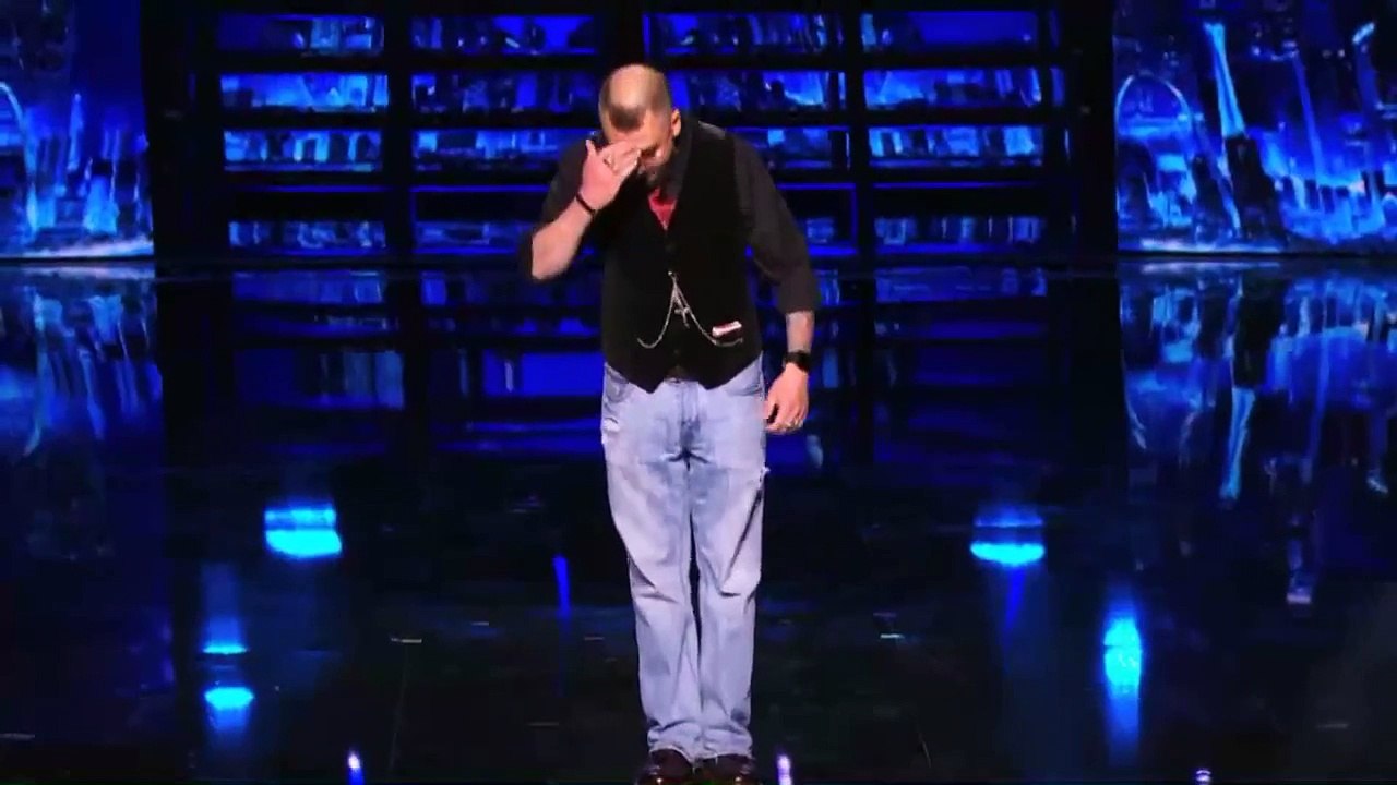 Aiden Sinclair  Magician Blows the Judges’ Minds - America's Got Talent 2015