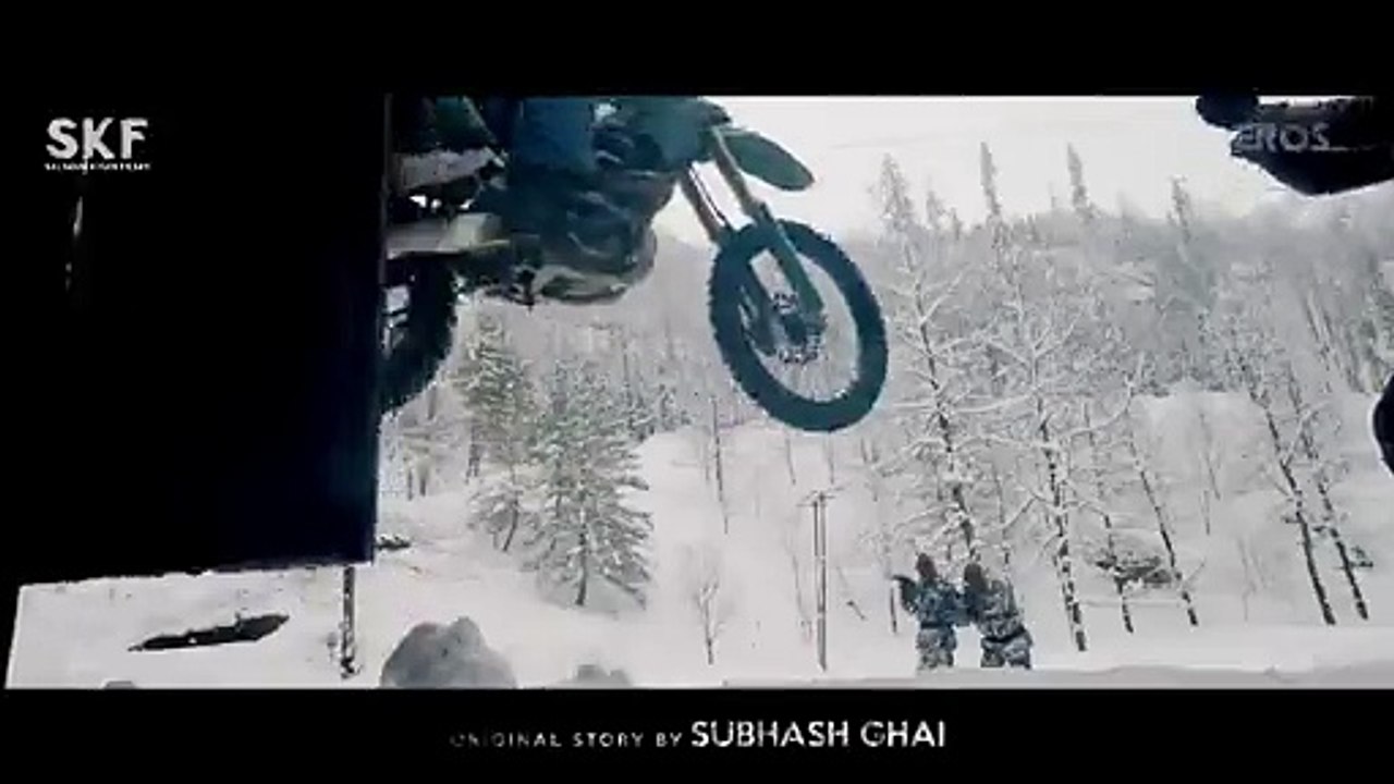 Dialogue HD Promo 2 - Hero HD Hindi Movie [2015]