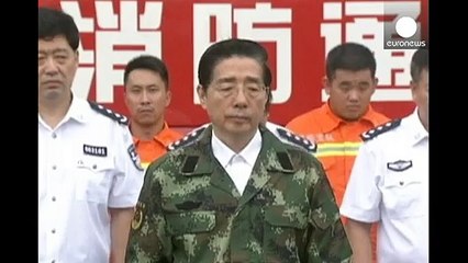 У Китаї вшанували жертв вибухів у Тяньцзіні