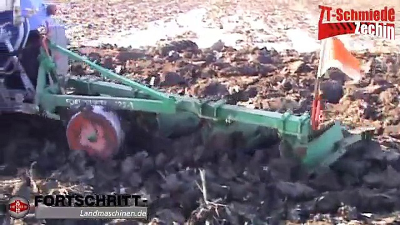 Frühjahrserwachen der ZT Schmiede Zechin (ZT 303, ZT 323, ZT 423, K-700 A, T-100, T-130)