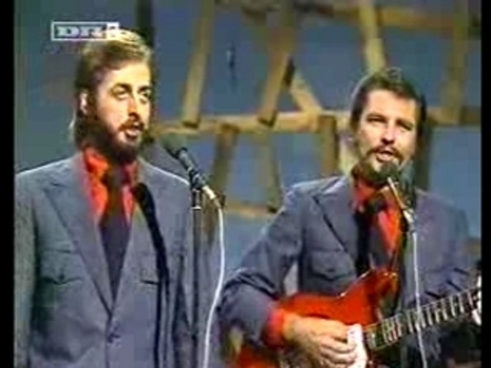 Johnny Cash & The Statler Brothers - Bed