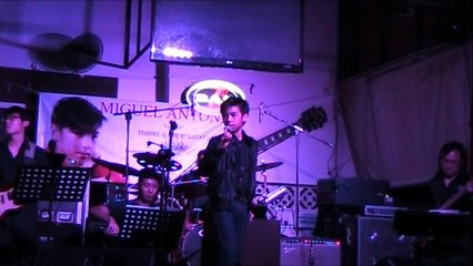 Gun's and Roses-Sweet Child O' Mine cover by Miguel Antonio