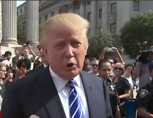 Comment les télés américaines annoncent l’arrivée de Donald Trump en limousine à la Cour suprême de New York