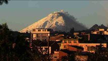 Ecuador mantiene la alerta amarilla por la actividad del volcán Cotopaxi