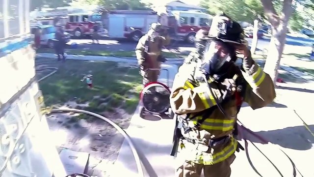 Пожарные спасли котенка!