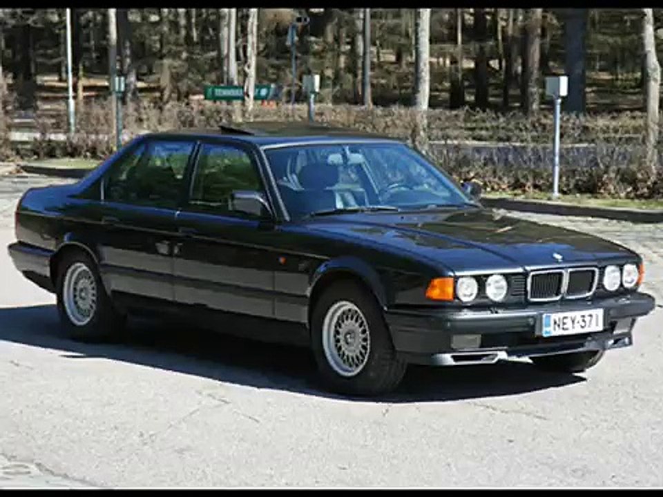 BMW 750 E32 V12