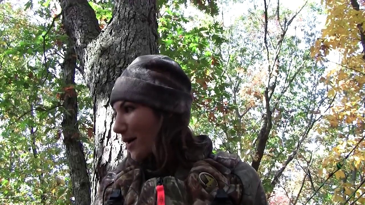 Coyote bowhunt by woman hunter