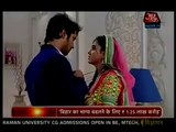 Ragini Ko Apna Sach Saamne Aane Wala Hai Yeh Janke Usko Lag Raha Hai Darr - 18 August 2015 - Swaragini