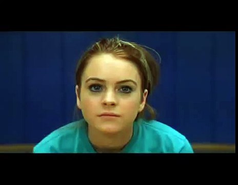lindsay lohan gets hit with the volleyball in Freaky Friday