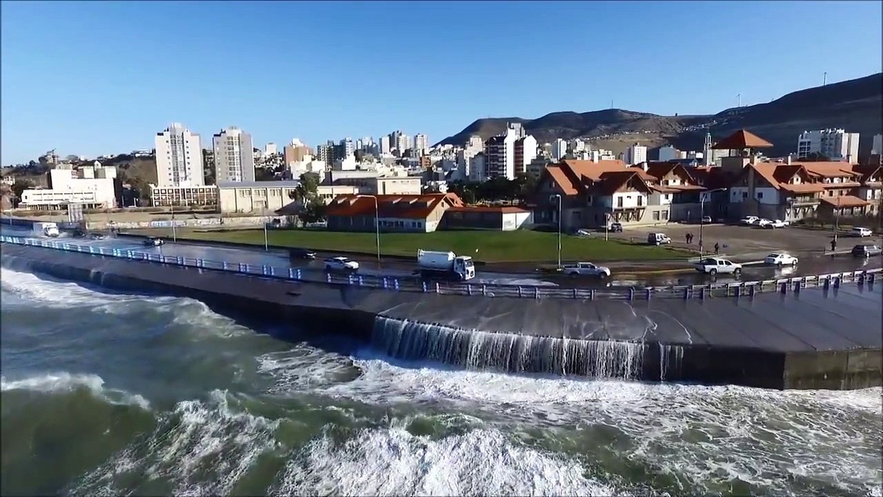 Marejada comodoro rivadavia drone exelente  video.