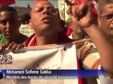 Tunisie: des centaines de policiers manifestent à Tunis