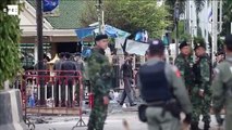 Bangkok registra otra explosión mientras se busca al autor de la matanza