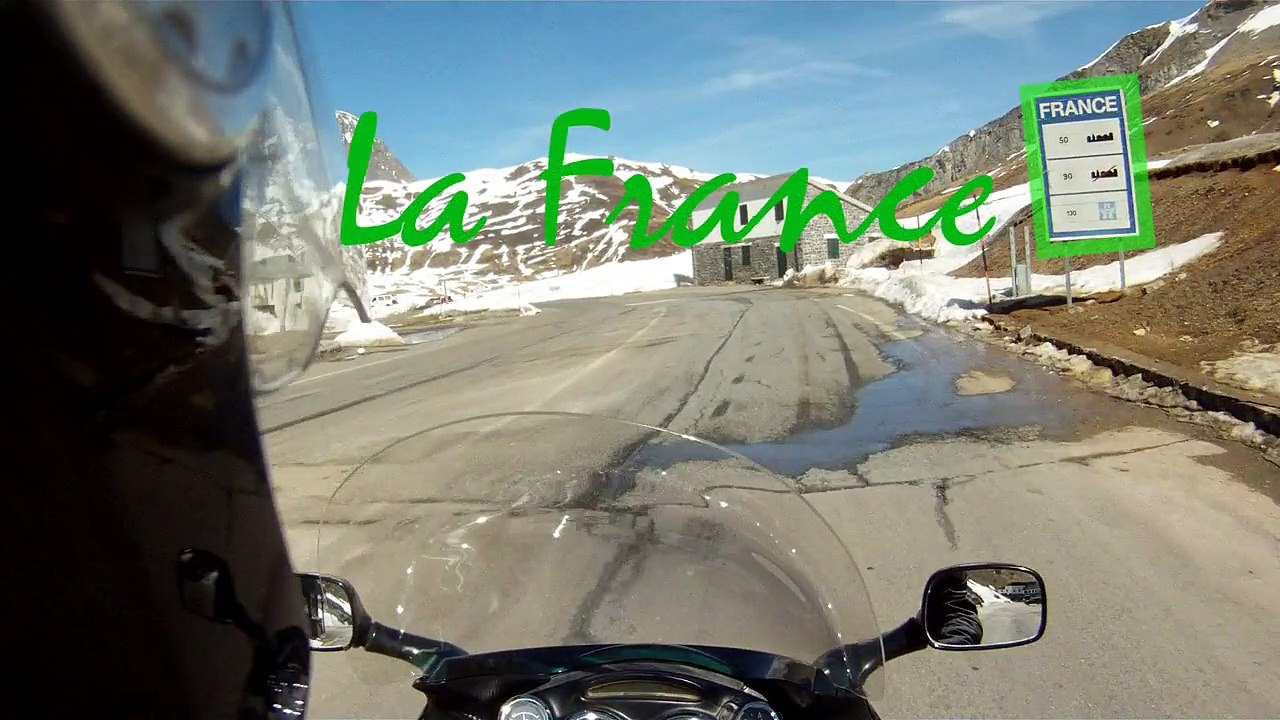 Triumph Trophy 900 - Ruta por el pirineo (HD)