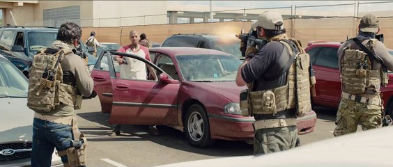 Sicario (2015) - Bande Annonce 90s [VOST-HD]