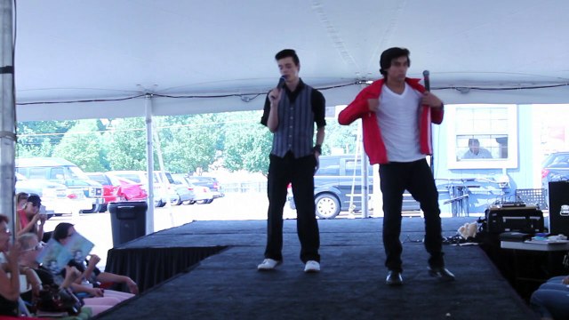 Alex Swindle and Cote Deonath sings 'We Can Make The Morning' Elvis Week 2014
