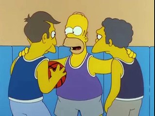 quand homer joue au Basketball ça donne ça