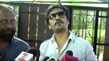 Making of Nawazuddin as REAL Dashrath Manjhi - The Mountain Man