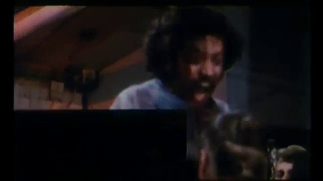 Rue Barbare (1984) trailer