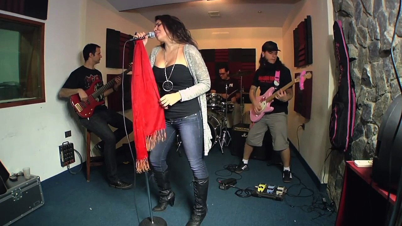 " Una Rosa es Una Rosa " Mecano , Por Suki