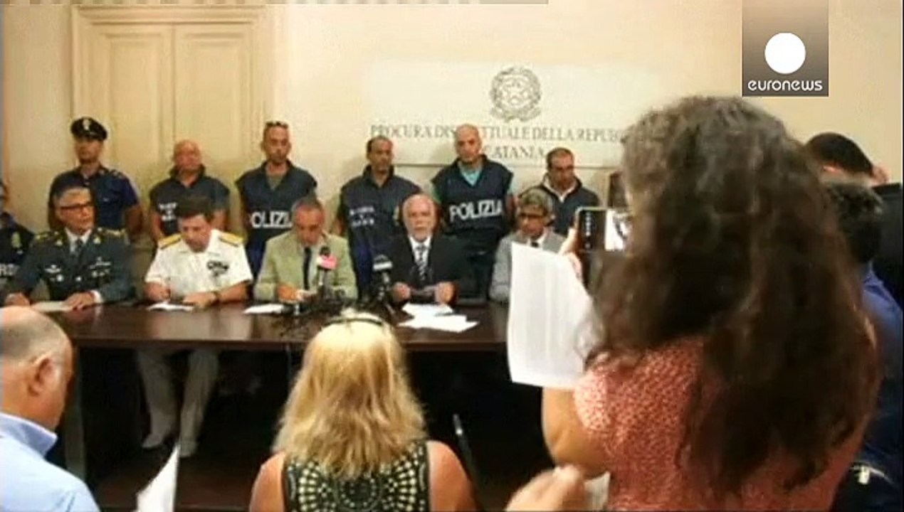 Italien: Acht mutmaßliche Menschenschlepper festgenommen