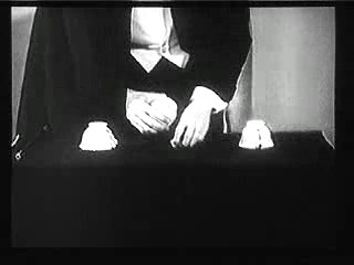 Mandrake- tour des gobelets + évasion