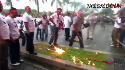 PKR headquarters attacked (more visual)