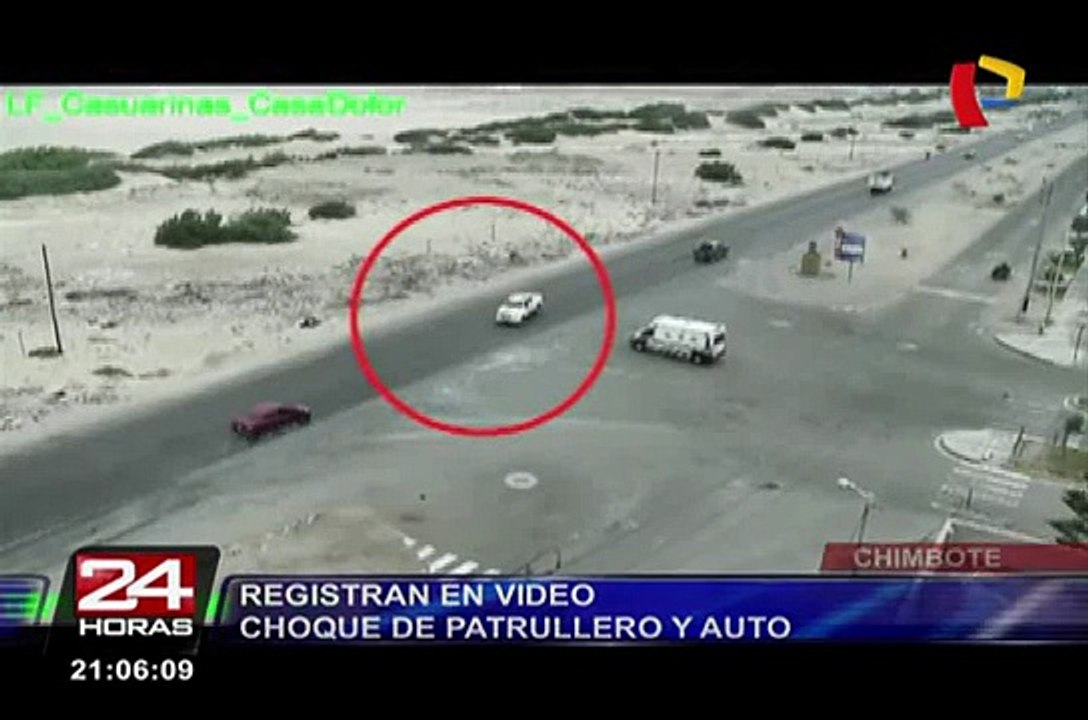 Chimbote C Maras Registran Violento Choque Entre Patrullero Y Auto