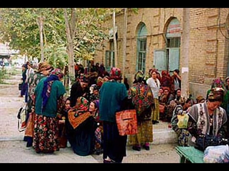 Turkmenistan (Mary-Bayramaly) Kerim Gurbannepesing goshgusy (3)