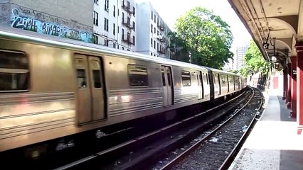 R68 B and R160 Q trains at Parkside Avenue