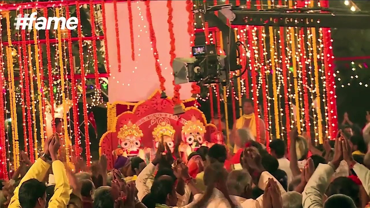 Kunal Kapoor and Radhika Apte’s chemistry in Kaun Kitney Paani Mein Movie