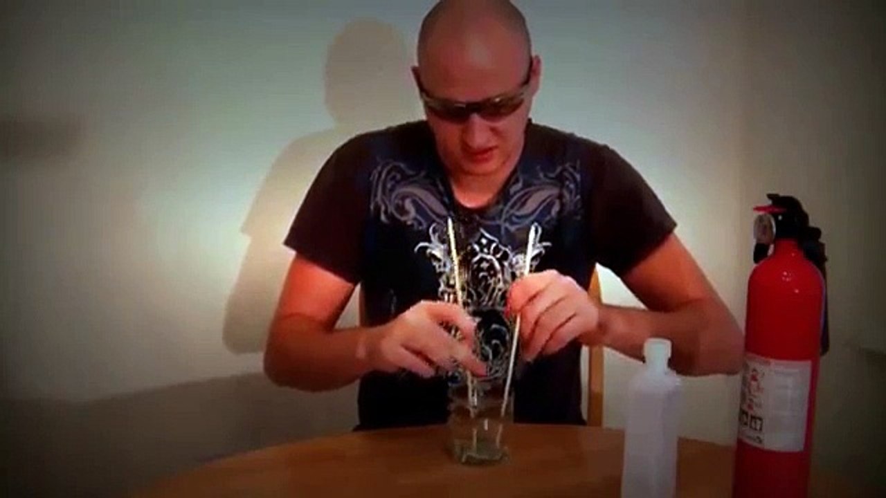 10 Science Experiments