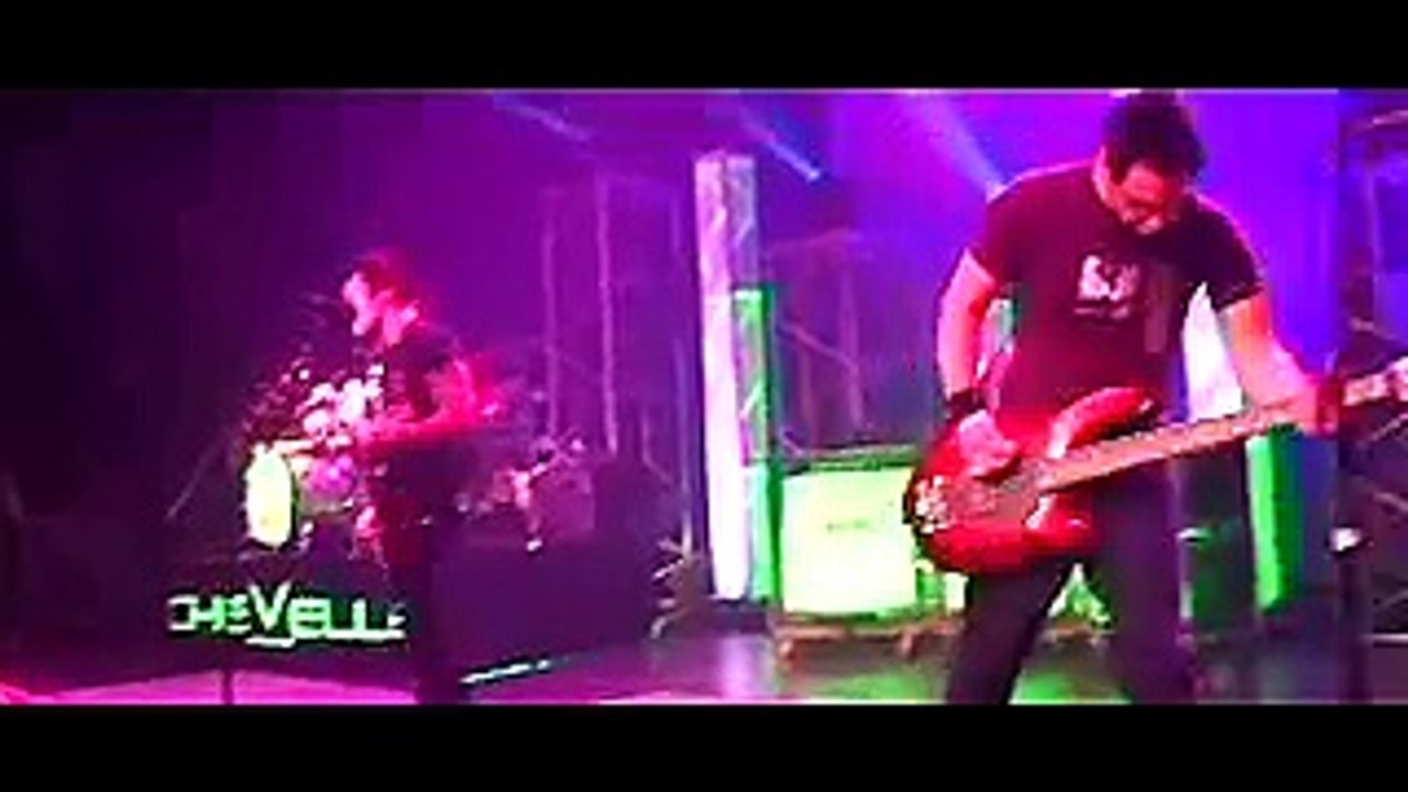 Chevelle - Get Some (Live In Chicago)