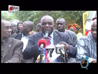 Omar Sarr refuse et déchire l'arrêté du Préfet de Dakar