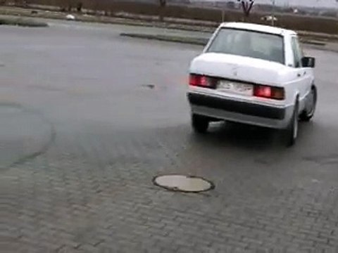 Mercedes Benz W201 190E 1.8 drift