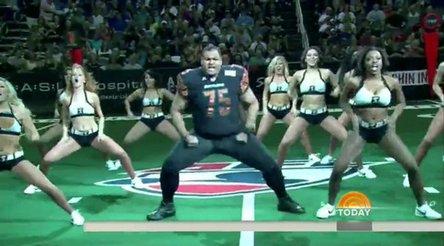 Quand un danseur s'invite sur un terrain de football américain