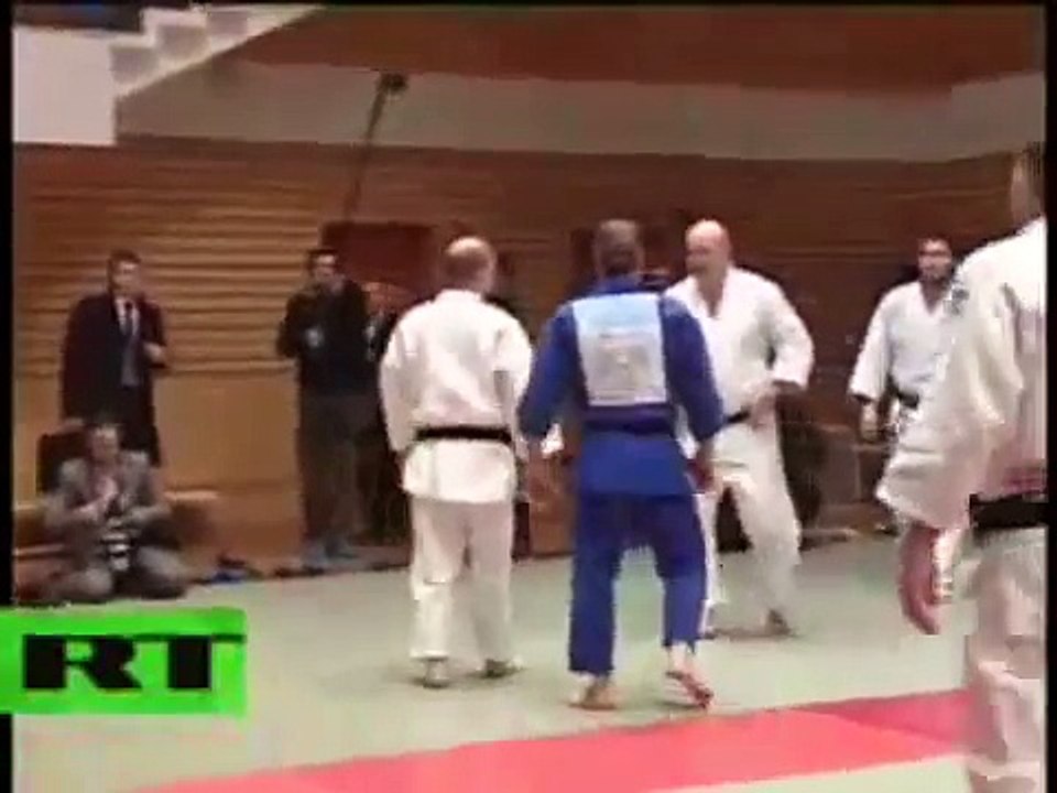 Putin may join Russian Olympic judo team