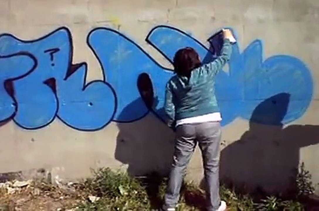 Traka 44 Crew - Graffiti Ilegal
