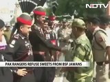 5799 politics Welt NDTV India's sweets refused on Eid by Pakistan soldiers on border