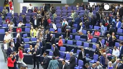 Feu vert du Bundestag au troisième plan d'aide à la Grèce