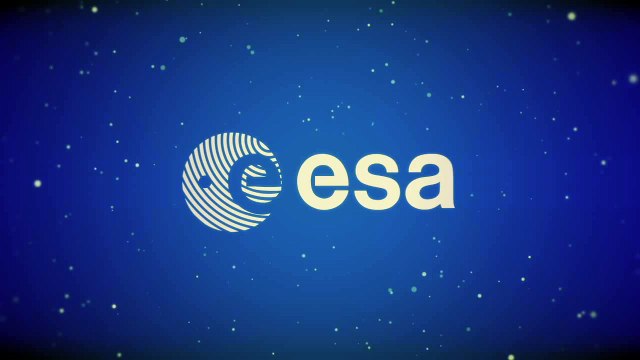 Rosetta orbiting around the comet